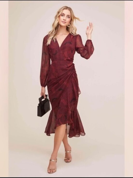 Astr Dresses & Skirts - ASTR Side Cinched Mermaid Long Sleeve Dress size small